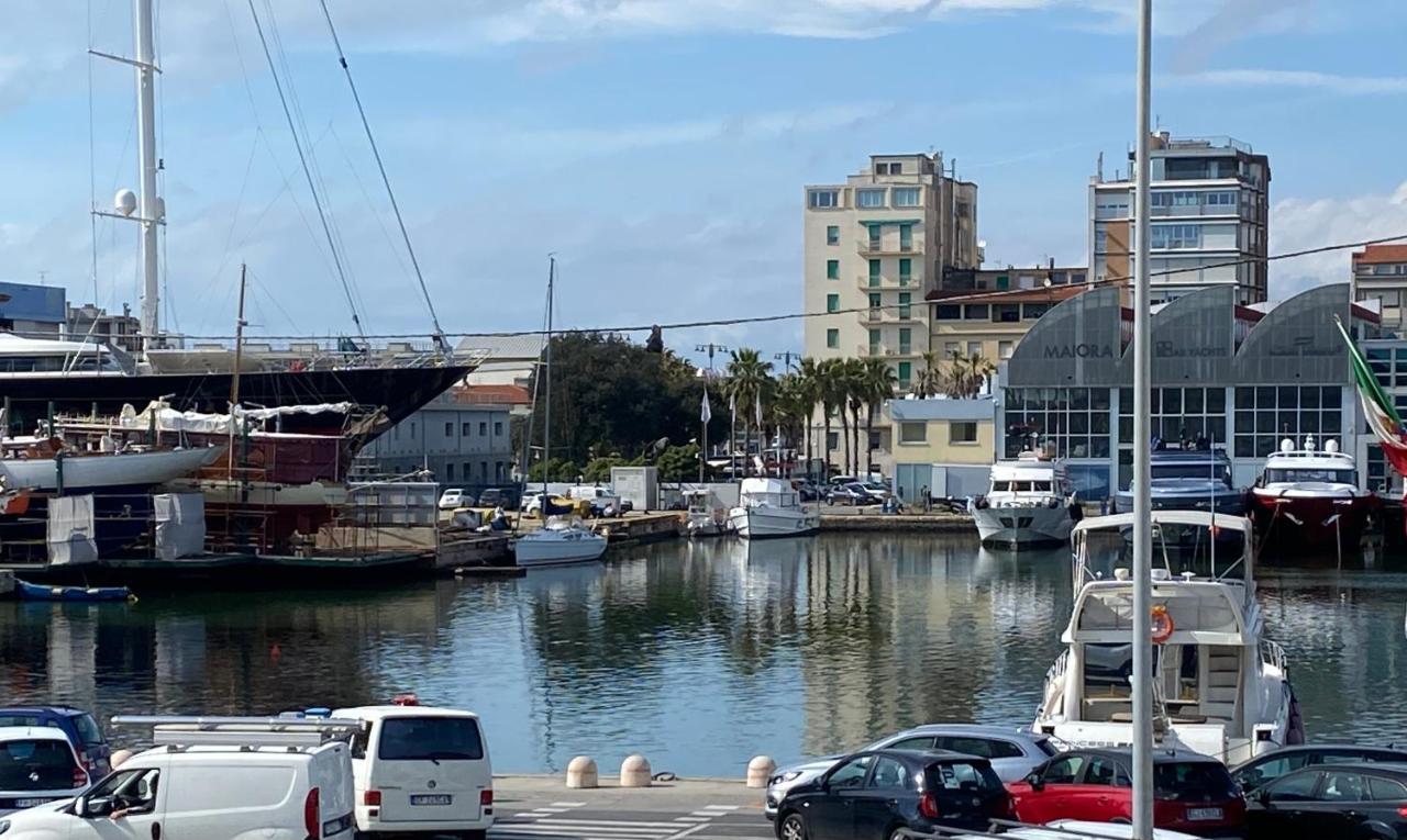 Villa Valentina Versilia Viareggio Luaran gambar